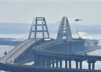 Ndalohet trafiku në urën kryesore që lidh Krimenë me Rusinë