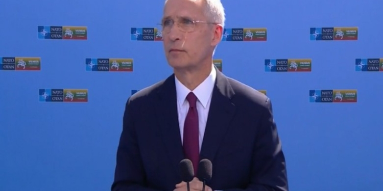 Situata në veri të Kosovës, Stoltenberg: Palët t`i ulin tensionet