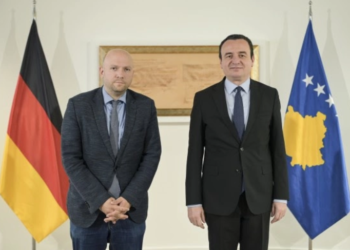 Kurti takon Sarrazinin