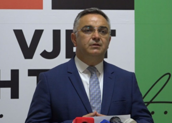 Tahiri e quan “logjikë inatçore”, bojkotimin e takimit në Tiranë nga Kurti