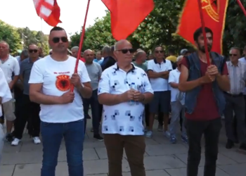 Nis protesta e veteranëve