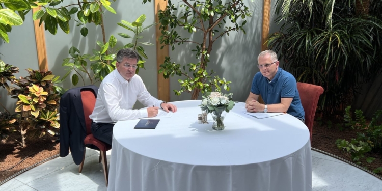 Lajçak dhe Bislimi bien dakord për hapat e parë drejt depërshkallëzimit në veri