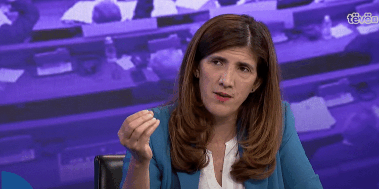 Musliu krahason Kurtin me Hitlerin