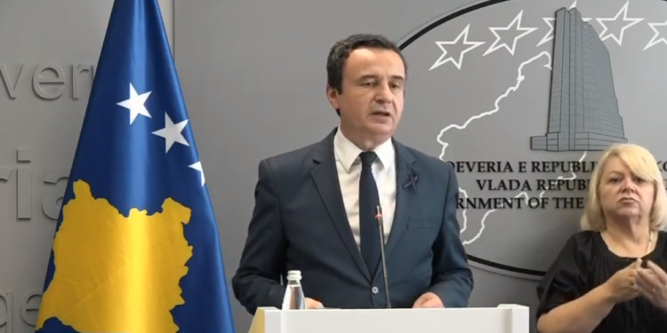 Kurti: Ndërkombëtarët të dënojnë zëshëm çfarëdo fushate kërcënimi ndaj policëve serbë