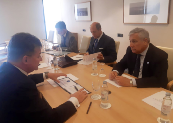 Lajçak takon diplomatin italian, situata në veri dhe dialogu temë diskutimi