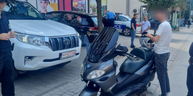 Policia ndalon 11 motoçiklistë, asnjëri nga ta s’qarkullonte sipas rregullave