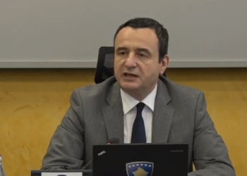 Kurti i uron mirëseardhje mërgimtarëve