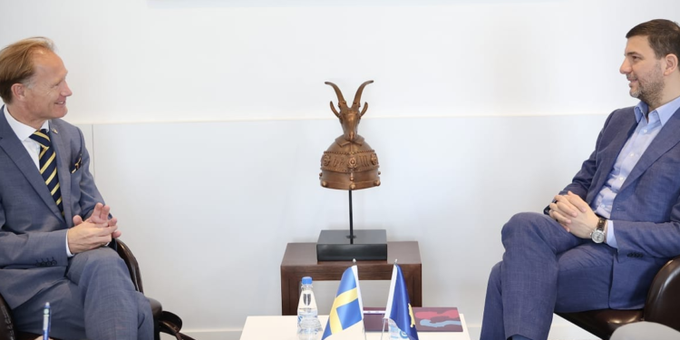 Krasniqi kërkon zgjedhje të parakohshme