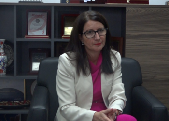 Auditori: Ndërtimi i shtëpive për të kthyerit kushtoi shtrenjtë e me kualitet jo të mirë