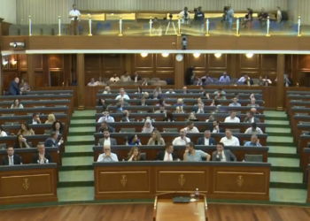 Fillon seanca plenare, nuk ka kuorum për plotësimin e rendit të ditës