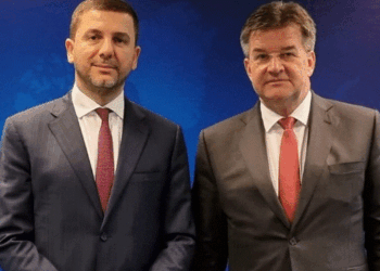 Krasniqi takohet me Lajçakun, flasin për zhvillimet  e fundit në Kosovë