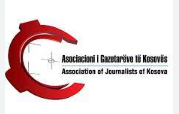 AGK: Gjuhë e rrezikshme e Ministrit Sveçla ndaj gazetarëve