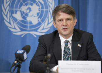 Ish-diplomati amerikan: De-përshkallëzimi nuk bëhet me fjalë