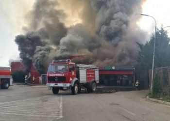 Shuhet zjarri në ETC në Klinë