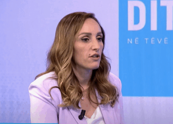 Bytyqi: Qeveria Kurti do të dorëhiqet