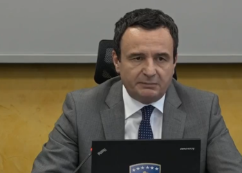 Kurti: 25% e policëve do të zhvendosen diku tjetër në po ato komuna