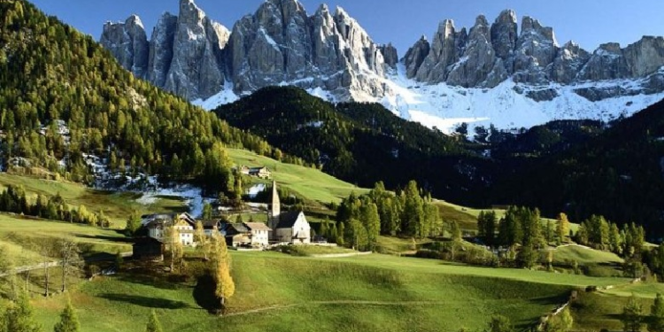 Fluks turistësh në alpet e Shqipërisë, kryesojnë të huajt