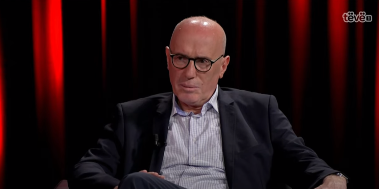 A i shkroi ndonjëherë Enver Hoxha SHBA-së për Kosovën dhe shqiptarët jashtë kufijve të Shqipërisë