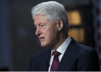 Clinton: Radikalët serbë po e paralizojnë përparimin e rajonit