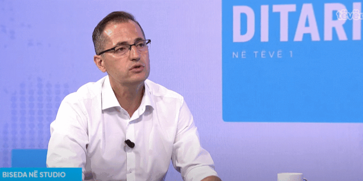 Rexha: Pagat e larta në tregun e punës e bëjnë Inxhinierinë Kompjuterike program atraktiv