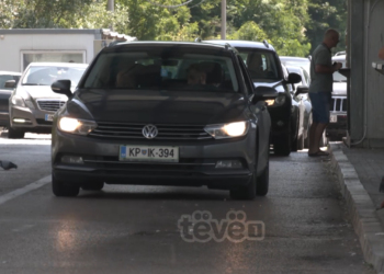 Pritje te Dheu i Bardhë, mërgimtarët thonë se po malltretohen qëllimshëm