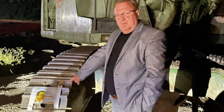 Berisha viziton punimet e natës në rrugën Prishtinë – Podujevë: Askush nuk po punon