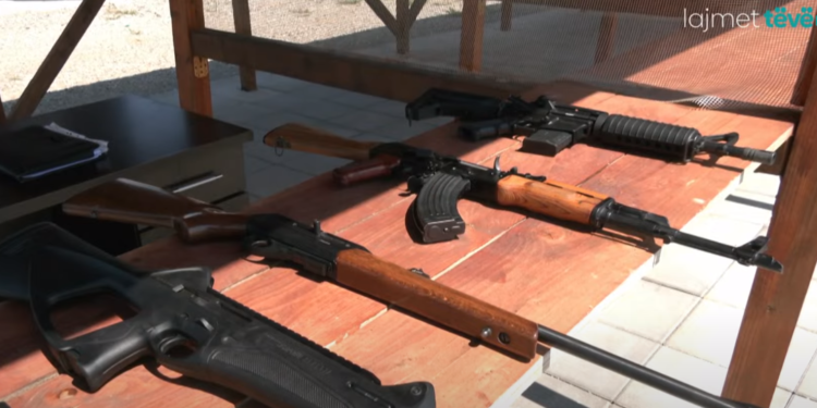 Policët nuk do ta shihnin si problem përdorimin e armëve të sekuestruara