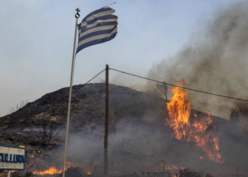 Kurti për zjarret në Greqi: Jemi të gatshëm të ndihmojmë në çdo mënyrë që mundemi