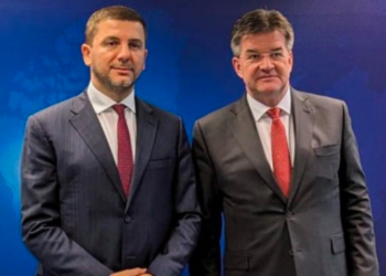 Lajçak pas takimit me Krasniqin: U pajtuam se duhet de-eskalim dhe kthim në dialog pa vonesa