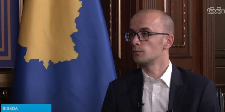 Zëvendësministri i Jashtëm thotë se nuk ka arsye që masat e BE-së ndaj Kosovës të mbahen edhe më tutje