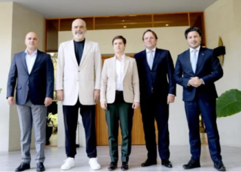 Takimi informal në Tiranë mbledh liderët e Ballkanit Perëndimor, Kurti në Greqi