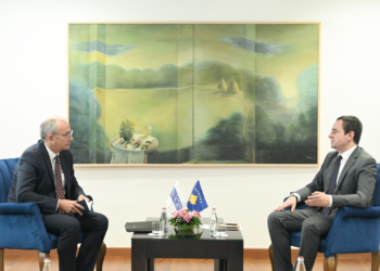 Kurti takon shefin e OSBE, flasin për de-eskalimin e situatës dhe zgjedhjet e reja në Veri