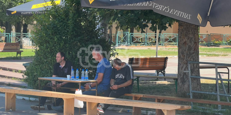 Numër i vogël i protestuesve në Leposaviq