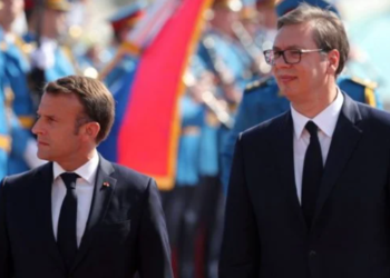 Vuciq flet në telefon me Macron, thotë se i kërkoi t’i bëjë presion palës kosovare