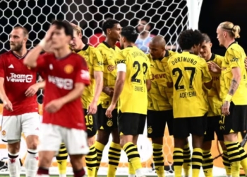 Gafa dhe humbja e radhës për United, feston Dortmundi