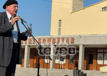 Qerkini: Ai që është mos me rahatu popullin, mos u rahatoftë në jastëkun ku flen