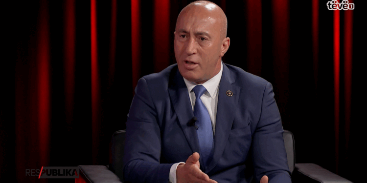 Haradinaj: Këta janë idiotë që flasin për fryrje të listave të veteranëve
