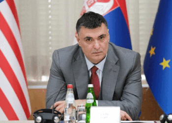 Shkarkohet ministri serb që kërkoi vendosjen e sanksioneve ndaj Rusisë