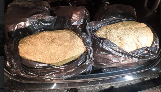 Parandalohet një rast i kontrabandës me duhan në Gjilan