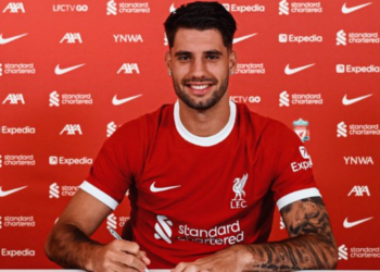 Liverpooli zyrtarizon Szoboszlain