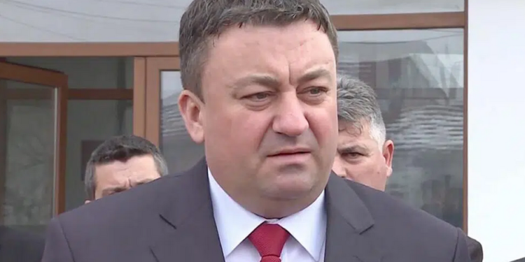 Todosijeviq lirohet nga akuzat pas deklaratës për Raçakun