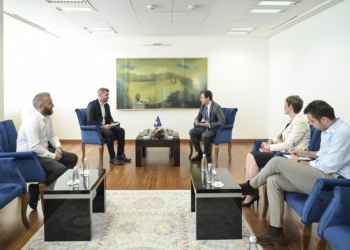 Kurti takon kryetarin e ri të Këshillit Kombëtar Shqiptar në Serbi