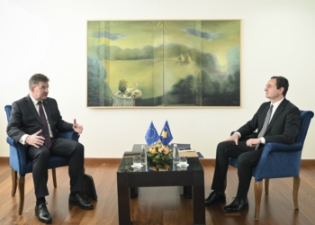 Kurti-Lajçakut: Masat ndaj Kosovës janë të padrejta dhe e bëjnë dialogun asimetrik