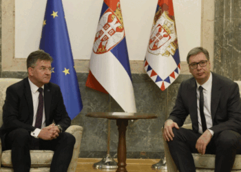 Vuçiq përfundon takimin me Lajçakun, ia shpreh një kërkesë