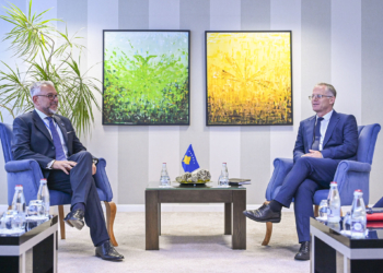 Bislimi pret në takim shefin e ri të EULEX, flasin për zhvillimet në vend