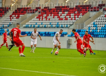 Struga mposhtet në shtëpi nga Breidablik