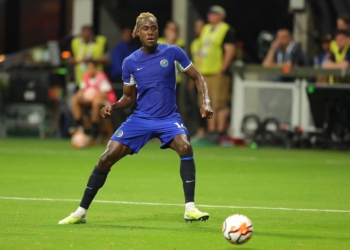 Bayern Munich “sytë” nga Londra, ekipi gjerman kërkon mbrojtësin e Chelsea