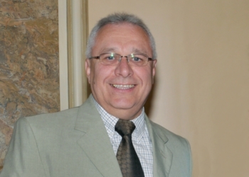 Shkrimtari rumun Dobresku: E kam bërë të famshëm Kadaren në Rumani