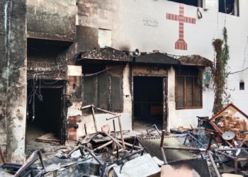 Turma djeg kisha në Pakistan pas pretendimeve për blasfemi