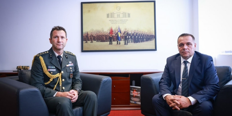 Maqedonci në takim me atasheun turk, flasin për partneritet mes vendeve